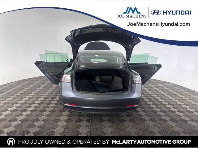 2022 Tesla Model 3 Long Range AWD