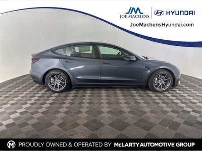 2022 Tesla Model 3 Long Range AWD