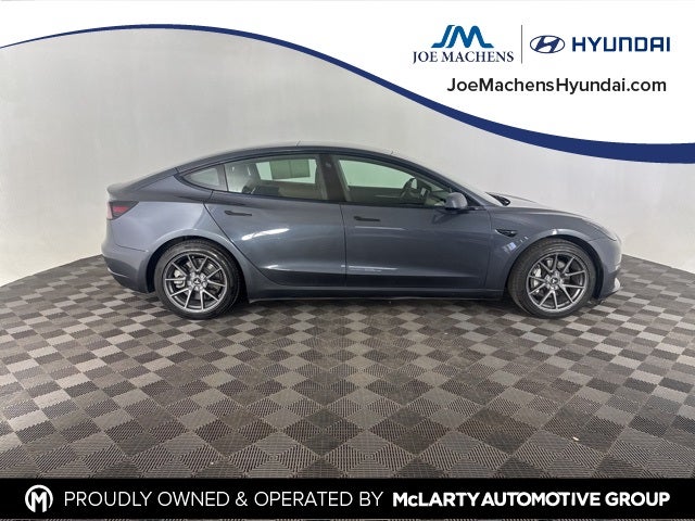 2022 Tesla Model 3 Long Range AWD