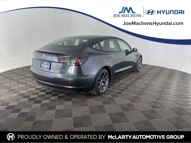 2022 Tesla Model 3 Long Range AWD