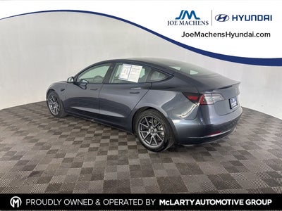 2022 Tesla Model 3 Long Range AWD