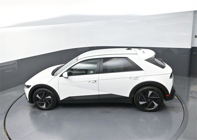 2025 Hyundai IONIQ 5 SE AWD