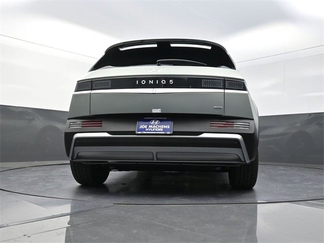 2026 Hyundai IONIQ 5 SEL AWD 19" Wheels