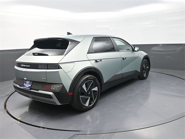 2026 Hyundai IONIQ 5 SEL AWD 19" Wheels