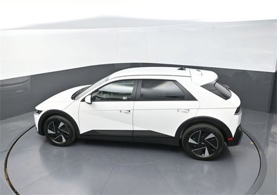 2026 Hyundai IONIQ 5 SEL AWD 19" WHEELS