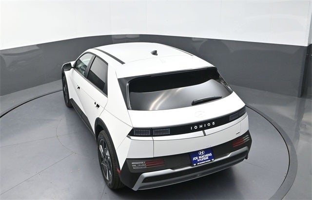 2026 Hyundai IONIQ 5 SEL AWD 19" WHEELS