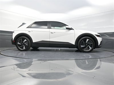 2026 Hyundai IONIQ 5 SEL AWD 19" WHEELS