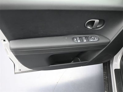 2026 Hyundai IONIQ 5 SEL AWD 19" WHEELS