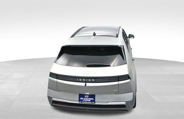 2026 Hyundai Ioniq5 Limited AWD 20" Wheels