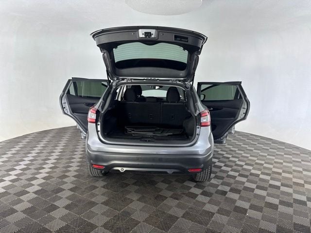 2020 Nissan Rogue Sport SV