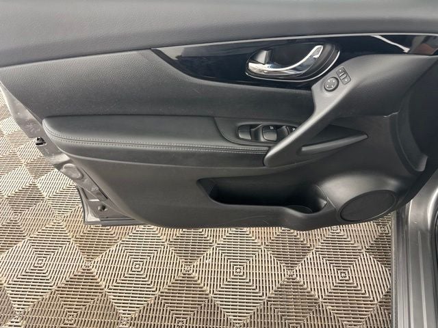 2020 Nissan Rogue Sport SV