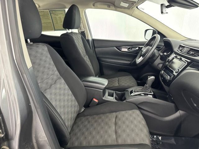 2020 Nissan Rogue Sport SV