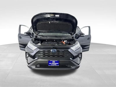 2022 Toyota RAV4 Hybrid XLE Premium AWD
