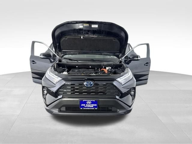 2022 Toyota RAV4 Hybrid XLE Premium AWD