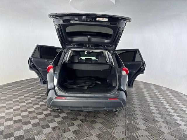 2022 Toyota RAV4 Hybrid XLE Premium AWD