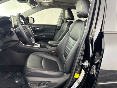 2022 Toyota RAV4 Hybrid XLE Premium AWD