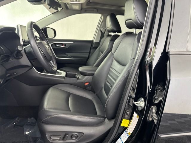 2022 Toyota RAV4 Hybrid XLE Premium AWD