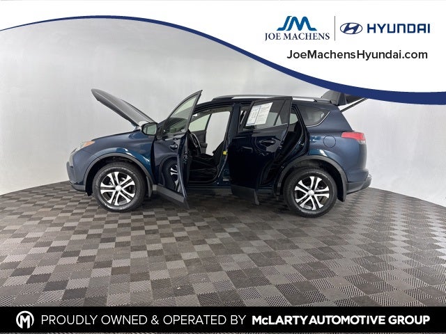 2017 Toyota RAV4 XLE AWD