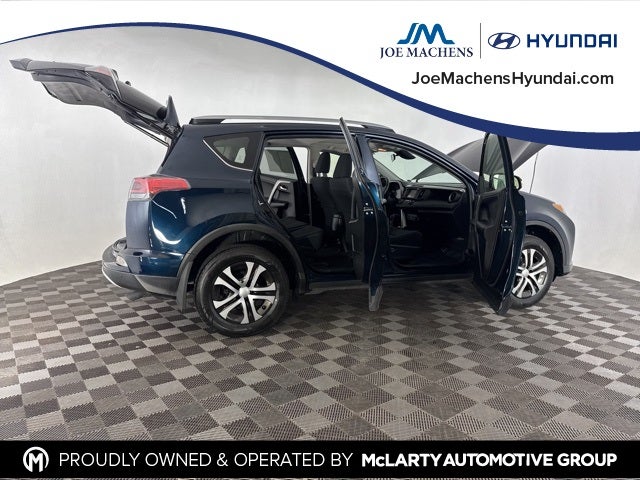 2017 Toyota RAV4 XLE AWD