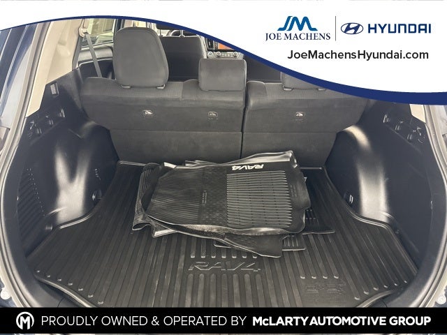 2017 Toyota RAV4 XLE AWD