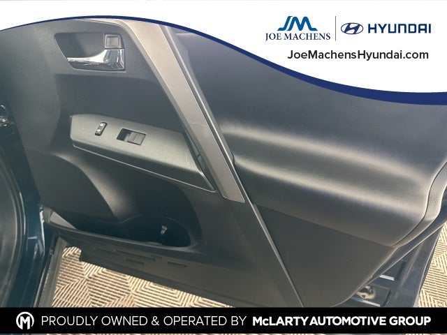 2017 Toyota RAV4 XLE AWD