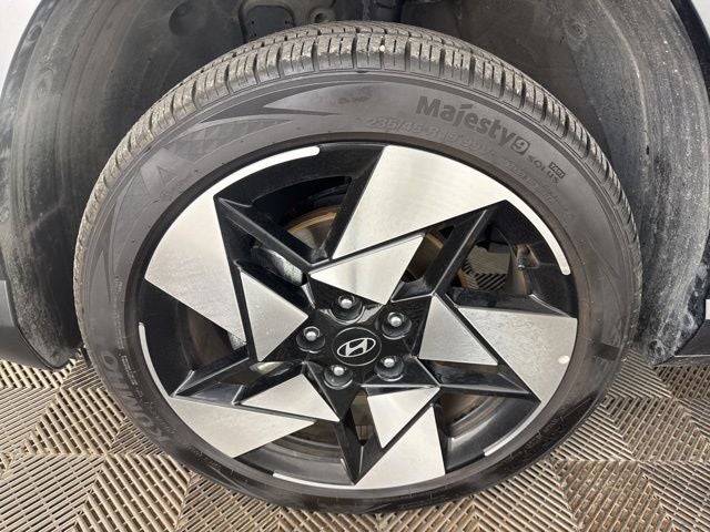 2025 Hyundai Kona Limited AWD