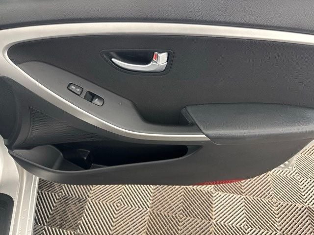 2016 Hyundai Elantra GT Base