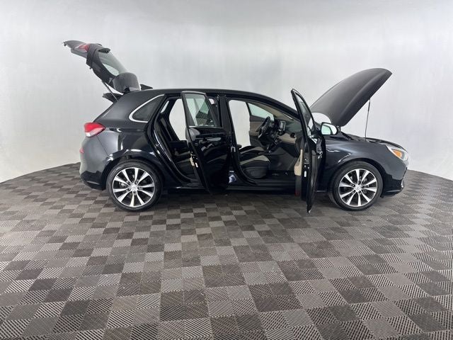 2020 Hyundai Elantra GT Base