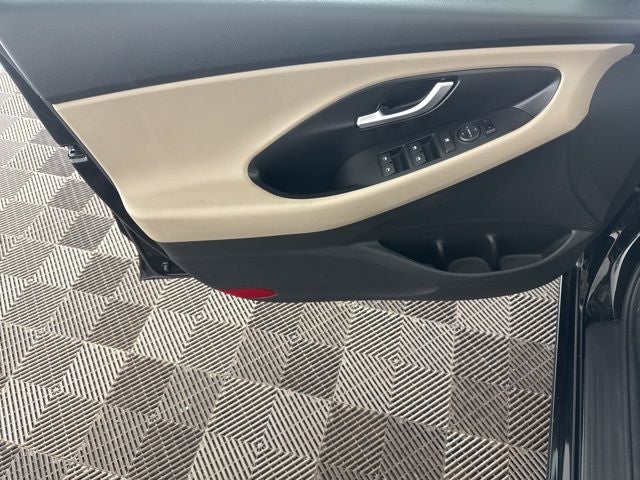 2020 Hyundai Elantra GT Base