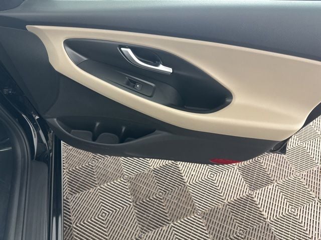 2020 Hyundai Elantra GT Base