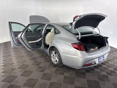 2023 Hyundai Sonata SE