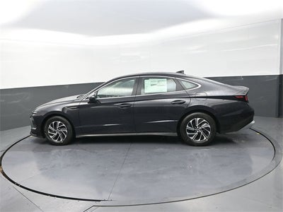 2026 Hyundai Sonata Hybrid Blue