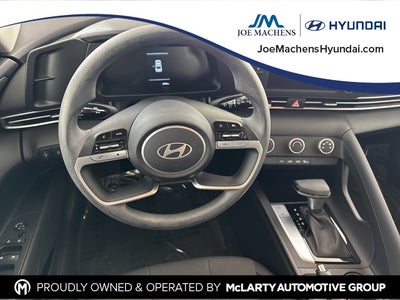 2025 Hyundai Elantra SE