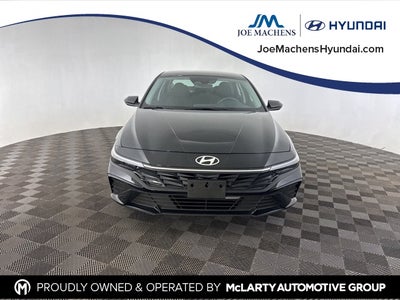 2025 Hyundai Elantra SE
