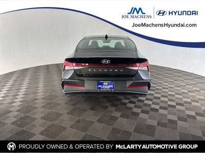 2025 Hyundai Elantra SE