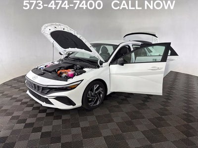 2025 Hyundai Elantra Hybrid SEL Sport