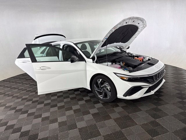 2025 Hyundai Elantra Hybrid SEL Sport