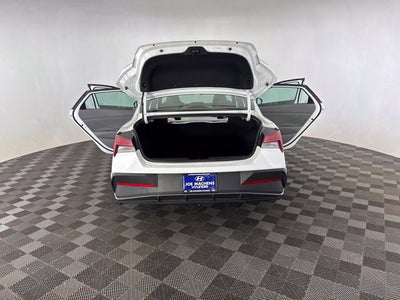 2025 Hyundai Elantra Hybrid SEL Sport