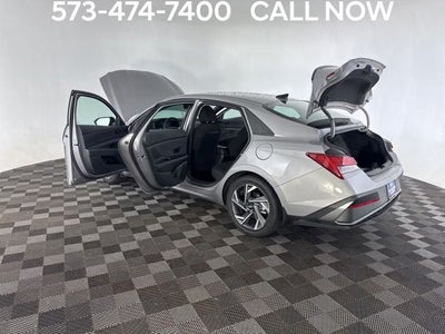 2025 Hyundai Elantra Hybrid SEL Sport