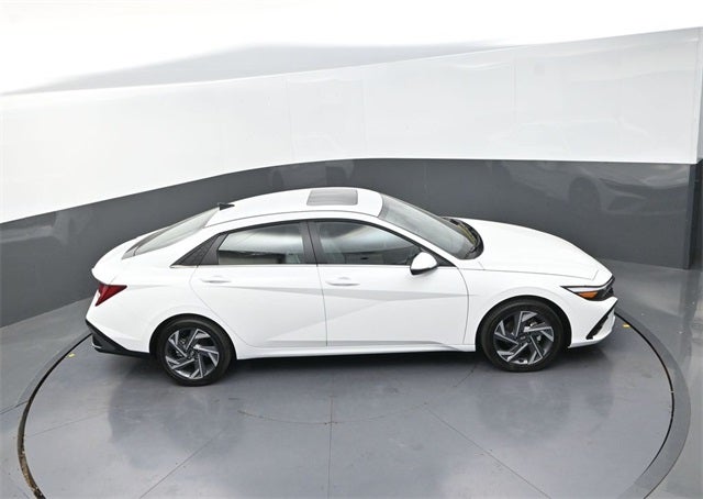 2025 Hyundai Elantra Hybrid Limited