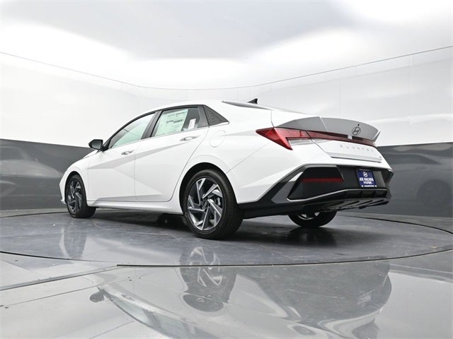 2025 Hyundai Elantra Hybrid Limited