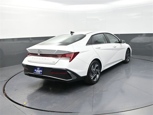 2025 Hyundai Elantra Hybrid Limited