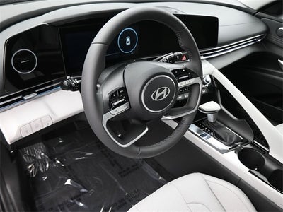 2025 Hyundai Elantra Hybrid Limited