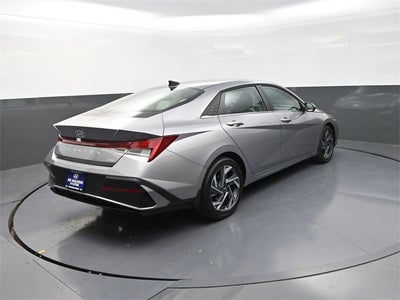 2025 Hyundai Elantra Hybrid Limited