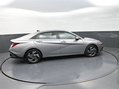 2025 Hyundai Elantra Hybrid Limited