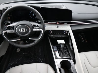 2025 Hyundai Elantra Hybrid Limited