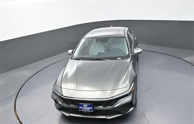 2025 Hyundai Elantra Hybrid Limited