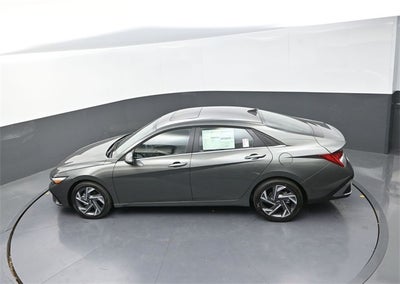 2025 Hyundai Elantra Hybrid Limited