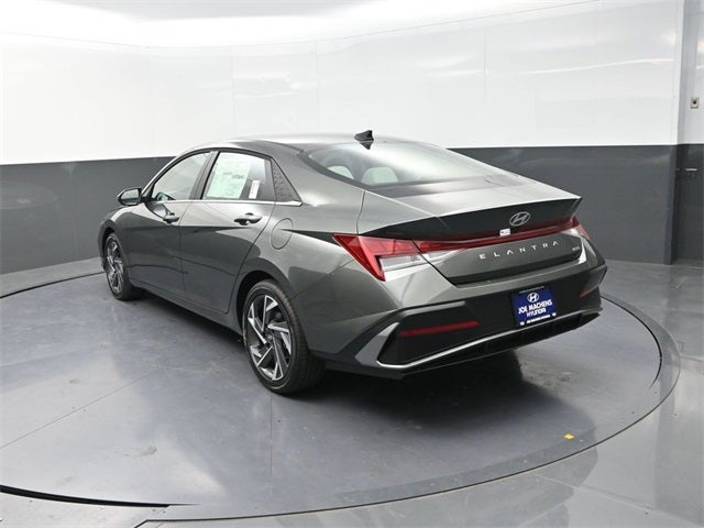 2025 Hyundai Elantra Hybrid Limited