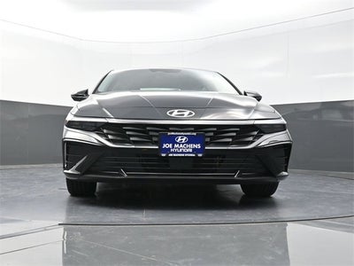 2025 Hyundai Elantra Hybrid Limited